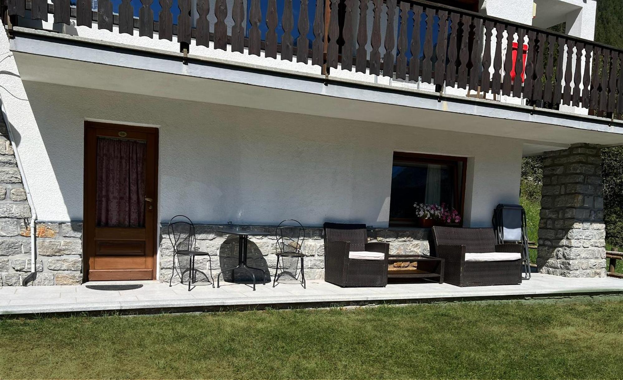 Affittacamere Buenavista Guest House Champoluc Exterior foto